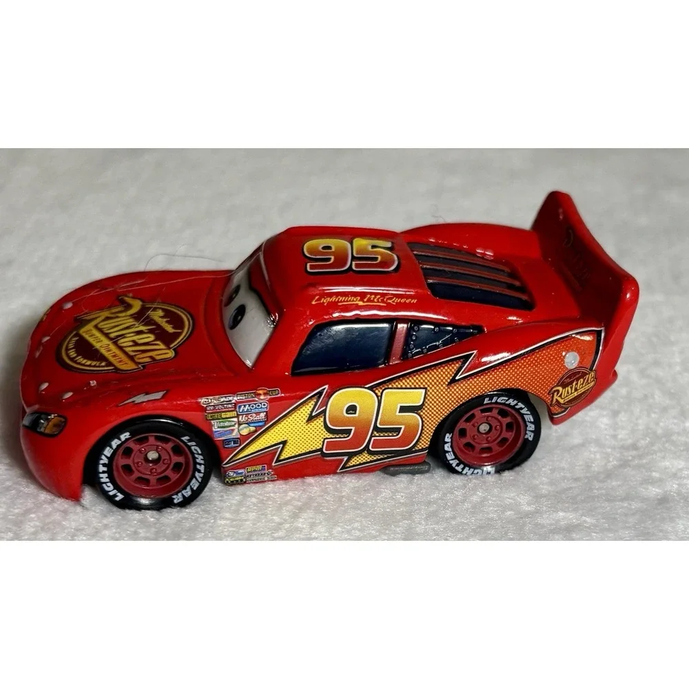 Disney Pixar Cars Lightning McQueen Rust-eze Diecast Piston Cup #95